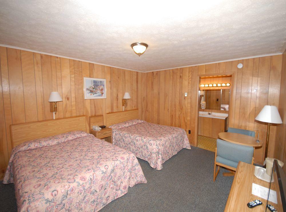 Wayside Motel Saint Ignace Exterior photo